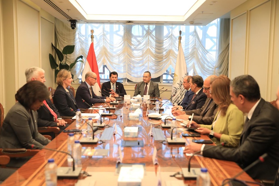 Minister of Higher Education Witnesses the Signing of an International Partnership to Launch the First Sports Management Master’s Program with FISU in Africa and the Arab Region