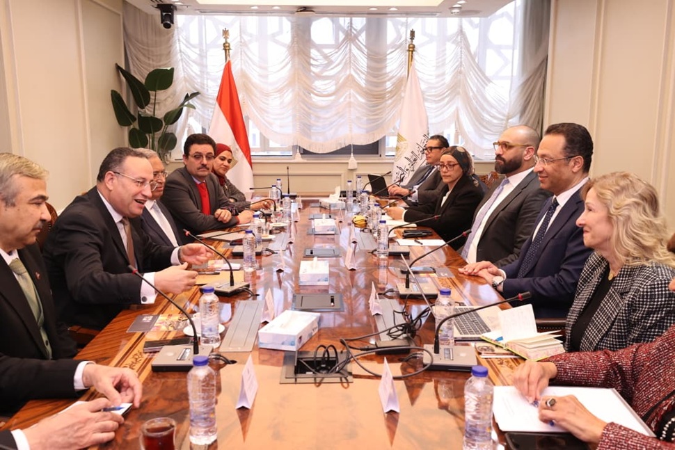 وزيرا التعليم العالي والبحث العلمي والاتصالات وتكنولوجيا المعلومات يطلقان مرحلة جديدة من التعاون في مجالات التحول الرقمي والذكاء الاصطناعي وتنمية القدرات الرقمية ودعم الابتكار