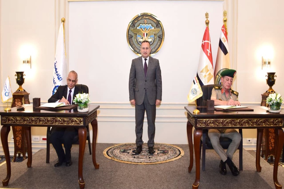وزير التعليم العالي يشهد توقيع بروتوكول تعاون بين الأكاديمية العسكرية المصرية وأكاديمية البحث العلمي والتكنولوجيا