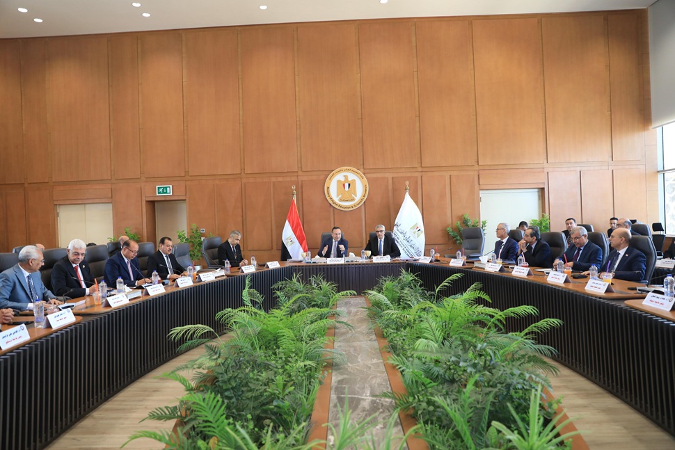 وزير التعليم العالي يترأس اجتماع المجلس الأعلى للجامعات بمقر الوزارة بالعاصمة الجديدة