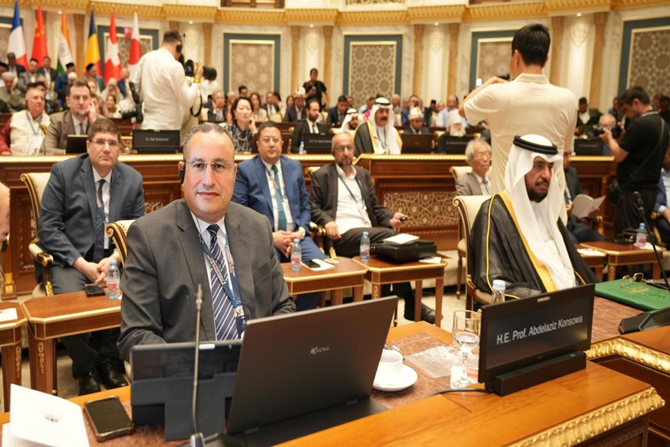 وزير التعليم العالي يشارك في افتتاح المنتدى الإسلامي الدولي الأول للحضارة الإسلامية بأوزبكستان ويلقي كلمة حول دور مركز الحضارة الإسلامية كمنصة للمبادرات البحثية والتعليمية المبتكرة
