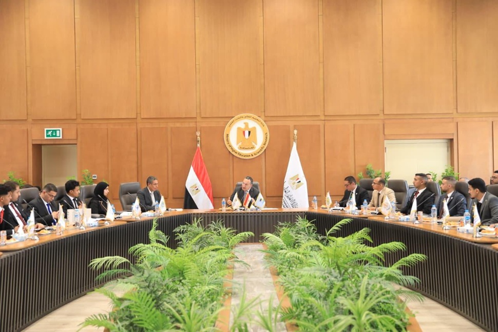 Minister of Higher Education Meets with Student Union Representatives in an Expanded Meeting