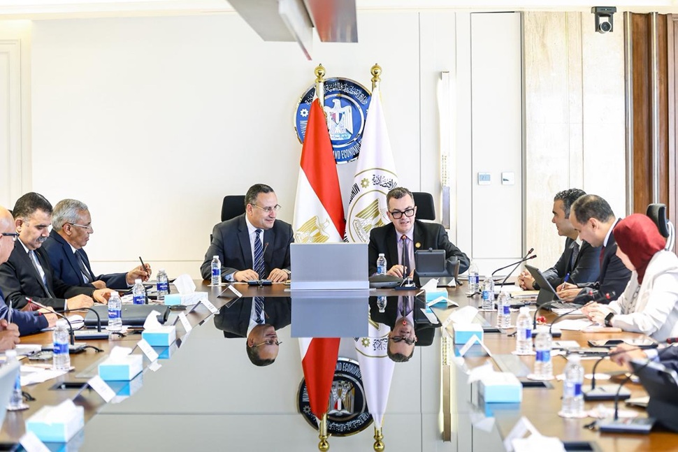 وزيرا التخطيط والتنمية الاقتصادية والتعليم العالي والبحث العلمي يبحثان إطلاق خارطة طريق وصندوق تمويل لدعم الشركات الناشئة وتحويل الأبحاث الجامعية لمشروعات إنتاجية